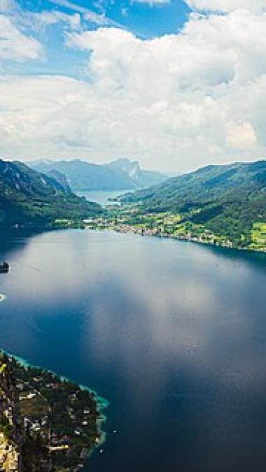 Luftbild des Attersees